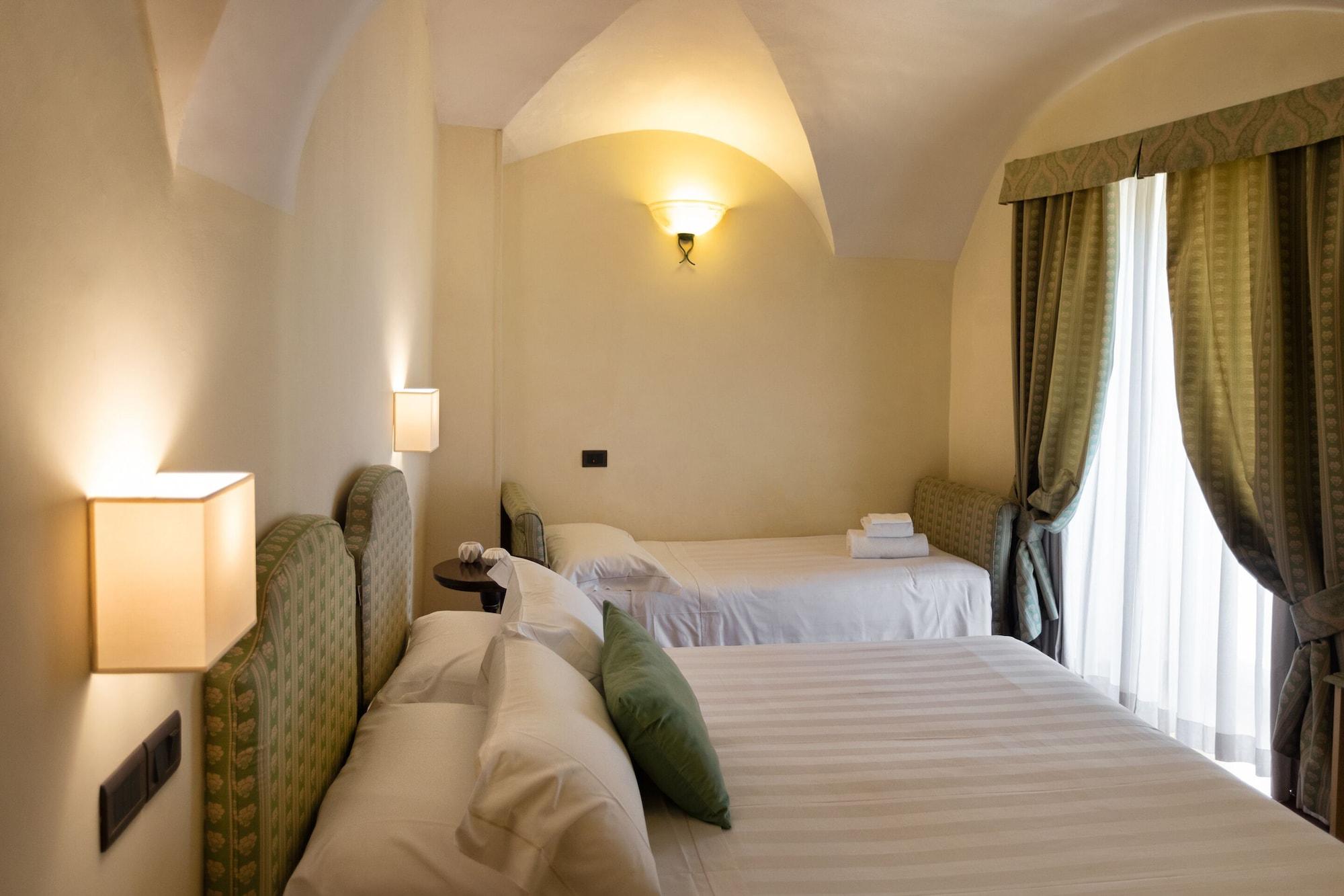 Hotel Fontebella Assise Extérieur photo