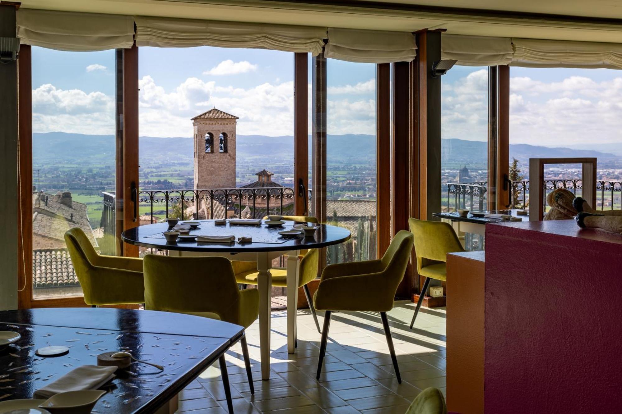 Hotel Fontebella Assise Extérieur photo