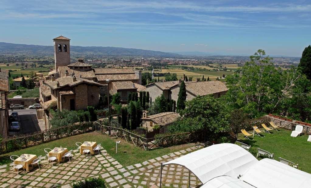 Hotel Fontebella Assise Extérieur photo